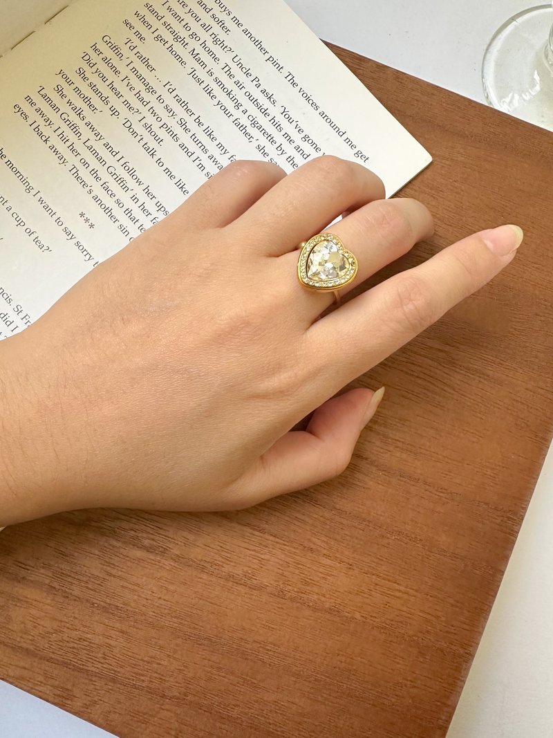 珍贵之恋 白锆石镶嵌钮扣戒指 - 戒指 - 不锈钢 