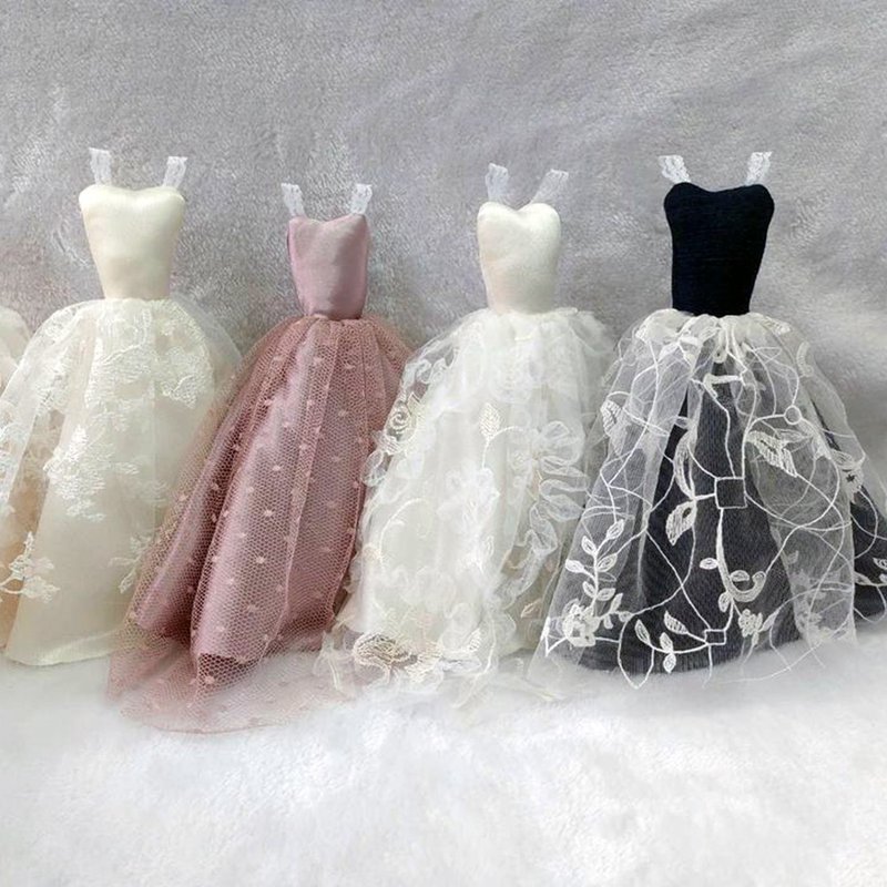 【创意婚纱再生小香包/礼服挂饰】手工制作/永续商品/可定制化 - 摆饰 - 其他材质 白色