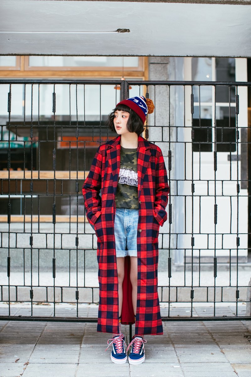 :EMPHASIZE双口袋V领睡袍式西外 - 红黑格 - 女装休闲/机能外套 - 其他材质 红色