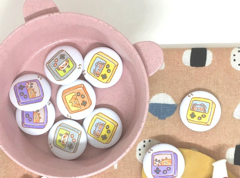 狗狗夹星/原创胸章别针/电动玩具 - 徽章/别针 - 塑料 