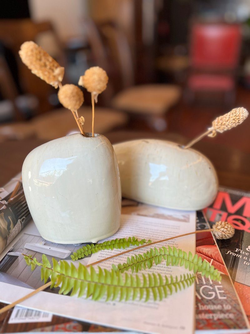 英国近代手拉呸花器一组两件 - 花瓶/陶器 - 陶 透明