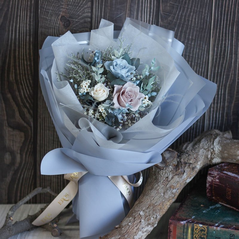 定制毕业花束 永生玫瑰花束 干燥花束 Graduation Day求婚花束 - 干燥花/捧花 - 植物．花 多色