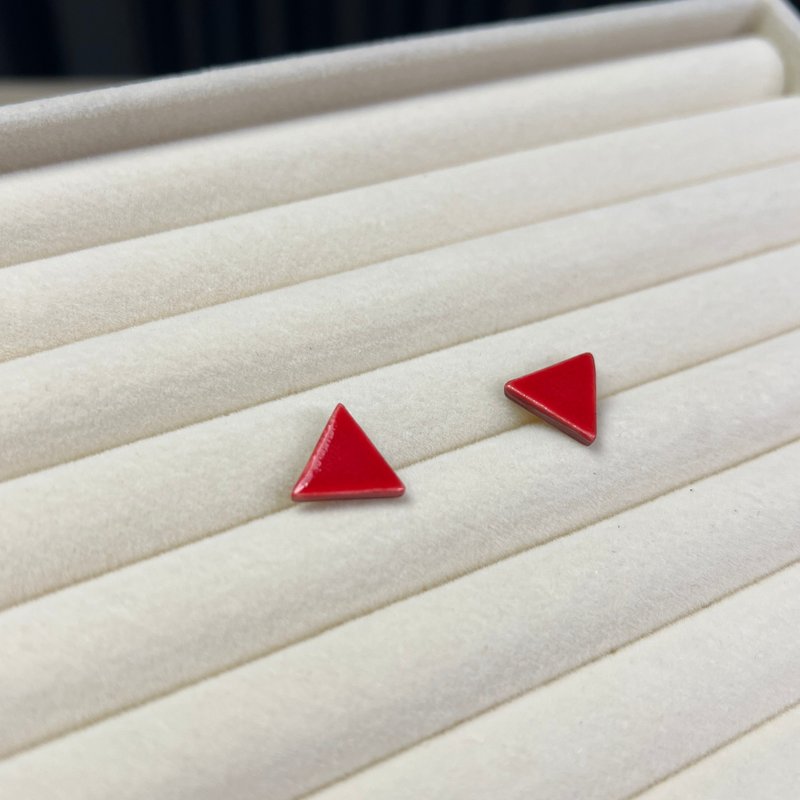 Minimalism 陶瓷耳环  Red Triangle small  圣诞 派对 礼物 包装 - 耳环/耳夹 - 瓷 红色