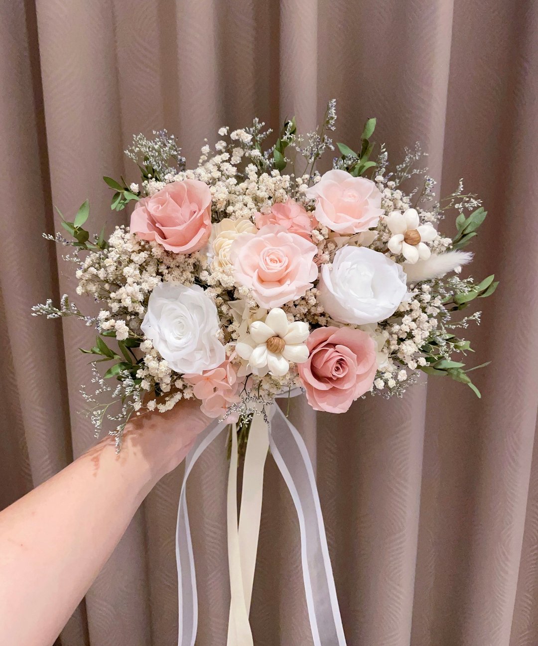奶杏粉永生花捧花 订婚捧花 登记捧花 定制捧花 干燥花捧花 - 摆饰 - 植物．花 粉红色