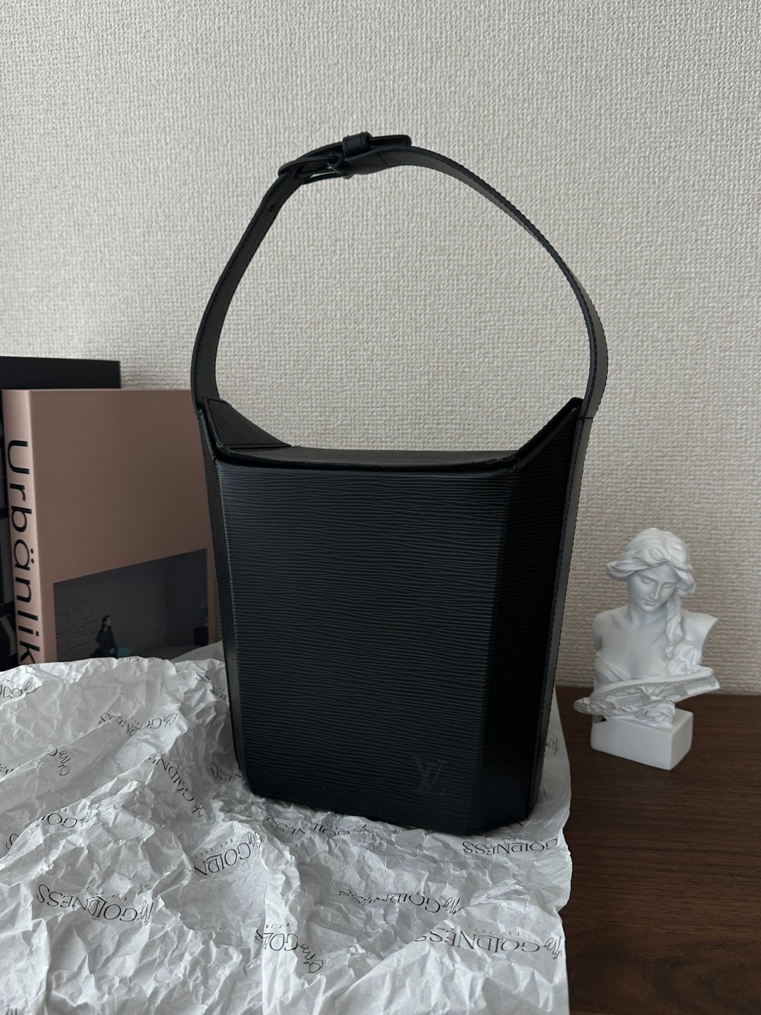 中古包 Louis Vuitton 路易威登 水波压纹牛皮So Black 小盒子包 - 手提包/手提袋 - 真皮 黑色