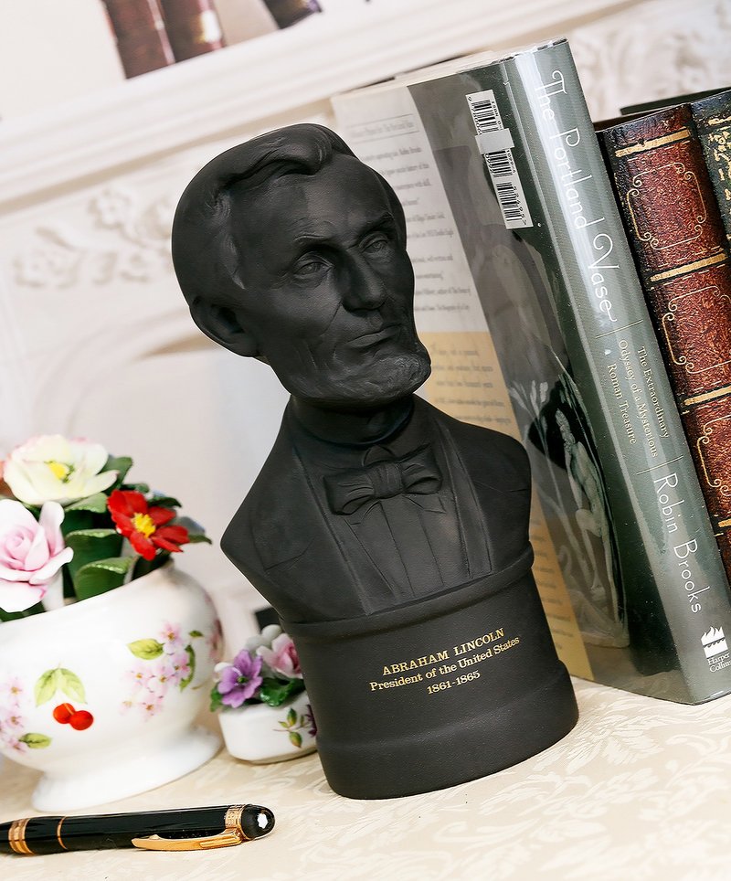 限量英国制Wedgwood玄武岩领袖林肯1971陶瓷雕像书房会议厅装饰 - 摆饰 - 瓷 