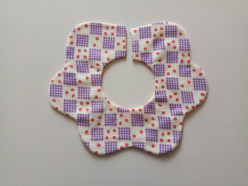 转转花兜 日本棉纱布 紫 草莓松饼格 360度花瓣围兜  婴儿围兜 - 满月礼盒 - 棉．麻 黑色