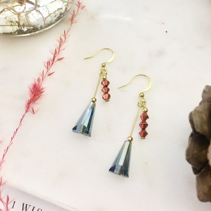 老林杂货Travelin 圣诞树-耳环 耳勾l耳针l耳夹 - 耳环/耳夹 - 压克力 红色