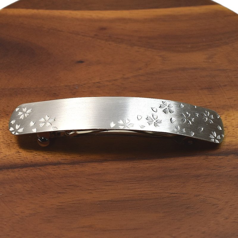 樱花 / 樱花花瓣图案 银制发夹 M 尺寸 - 发饰 - 其他金属 银色