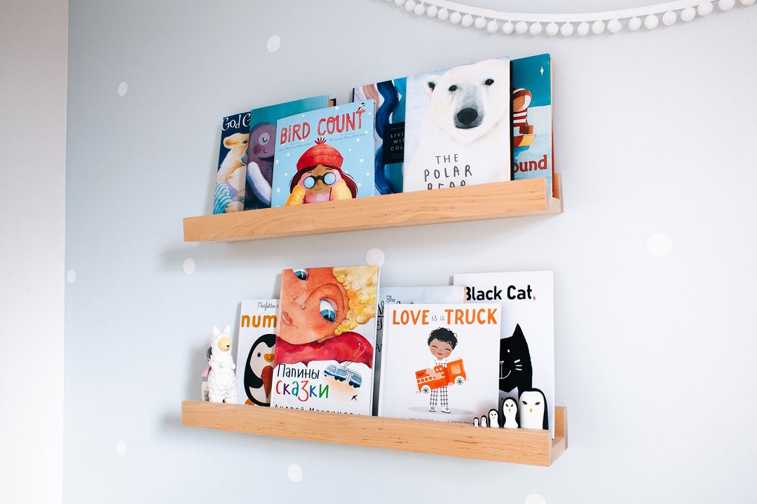 Set of 2 Floating Nursery Bookshelves, Floating Shelf, Picture Ledge, Book Ledge - 儿童家具 - 木头 
