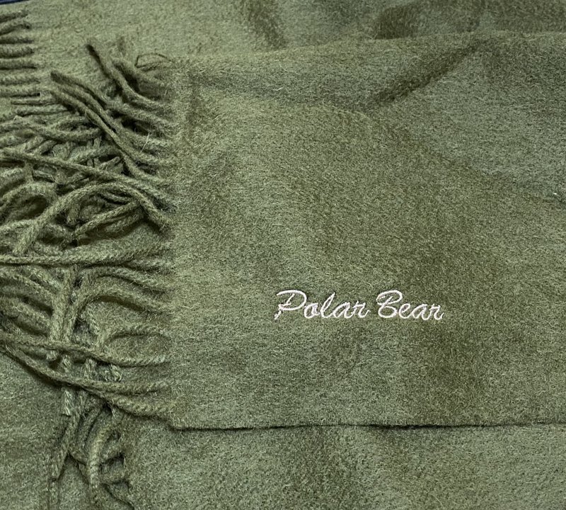 【客制化礼物】【情人节礼物】刺绣名字 军绿色 羊毛围巾 - 围巾/披肩 - 羊毛 