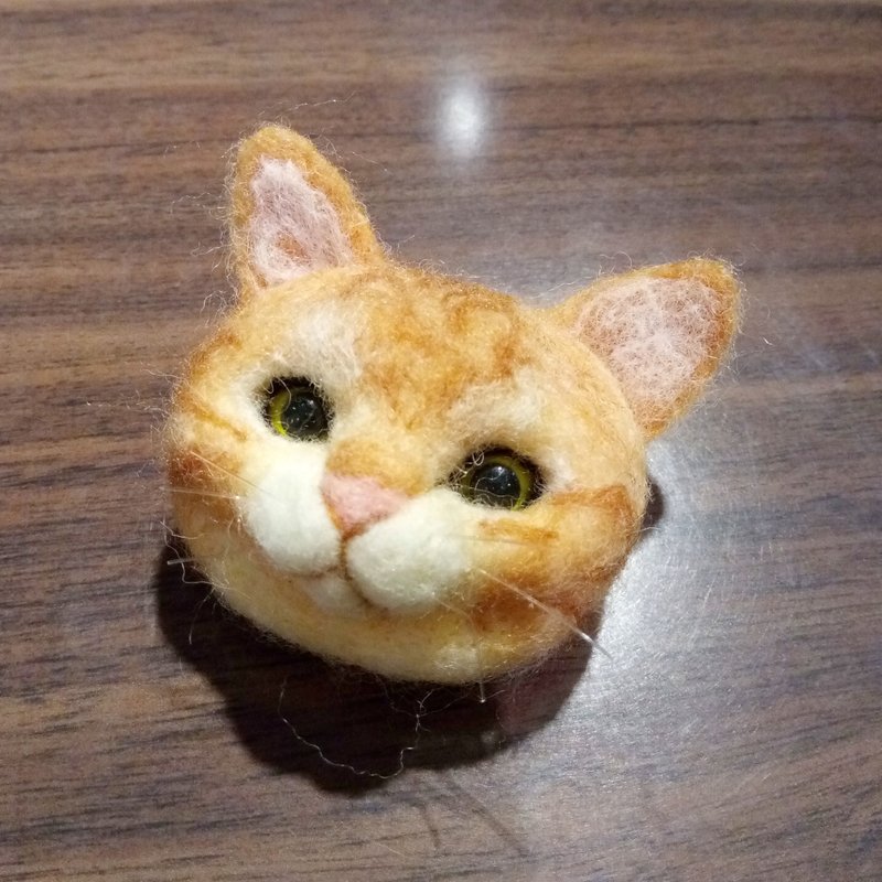 订制羊毛毡宠物-短毛猫咪头部别针 (定制化) - 胸针 - 羊毛 多色
