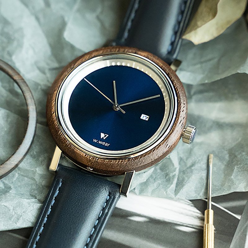 W.wear 蓝色太阳纹面搭胡桃木壳 - 男表/中性表 - 木头 蓝色