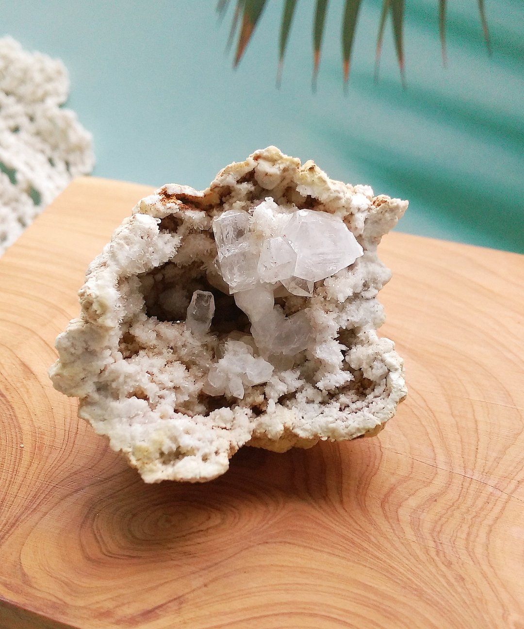 Crystal 云贵川产地 白水晶小晶洞 原皮 闪灵晶洞 天然矿石 原矿 - 摆饰 - 其他材质 