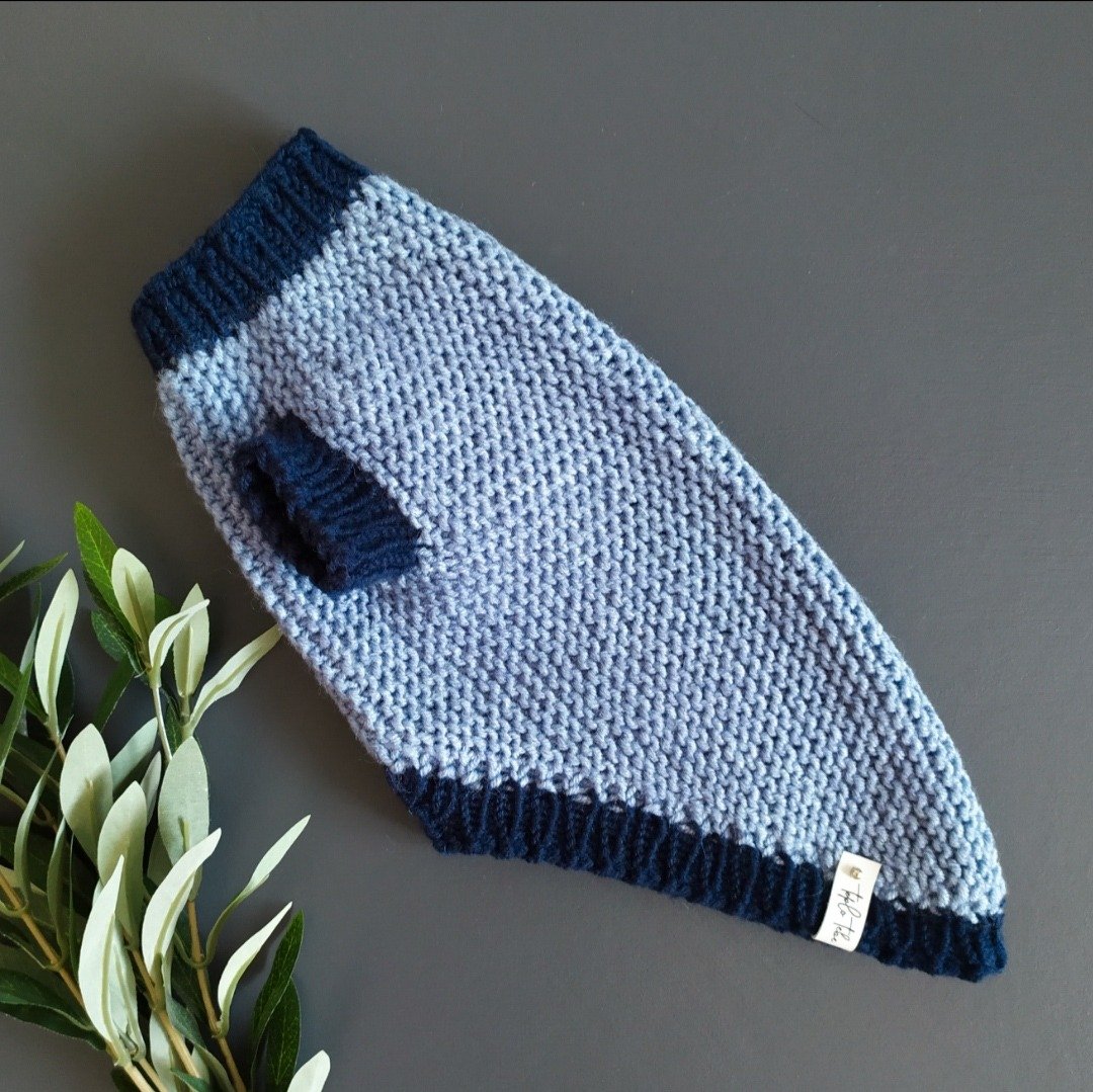 Knitted handmade warm dog sweater - 衣/帽 - 其他材质 蓝色