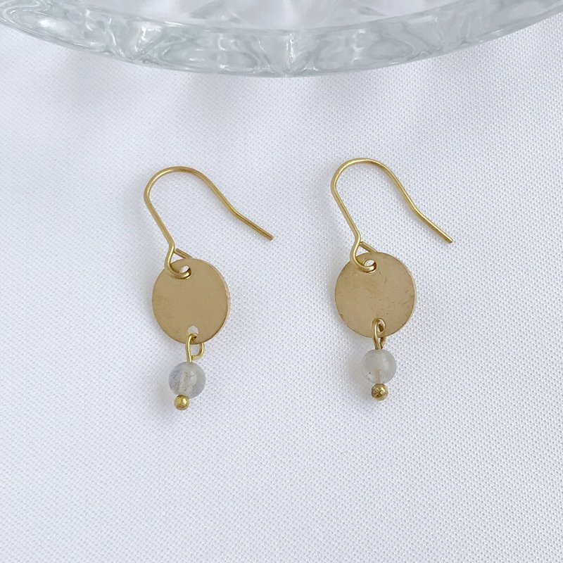 古典圆片。拉长石 天然石 黄铜耳勾 手作耳环 招财 贵人缘 正能量 - 耳环/耳夹 - 水晶 灰色