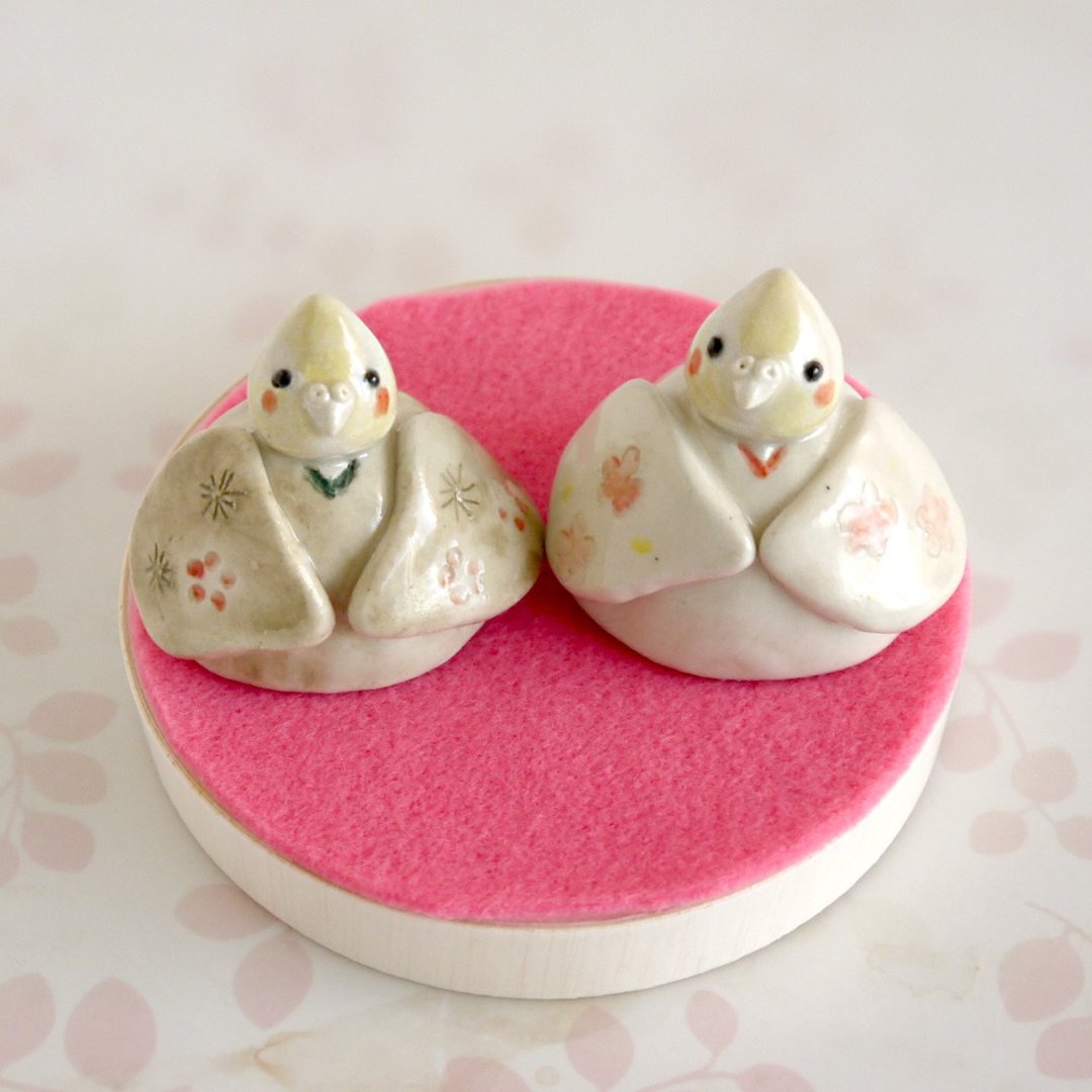 Cockatiel chicks, small bird pottery figurines - 花瓶/陶器 - 陶 粉红色
