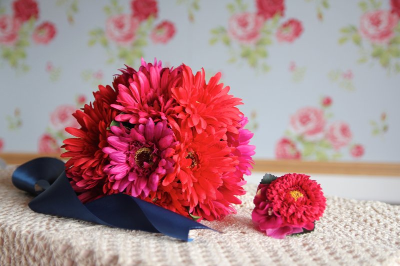 新娘捧花 欧式捧花 捧花 花束 定制订作捧花 婚礼小物 伴娘捧花 - 植栽/盆栽 - 植物．花 红色