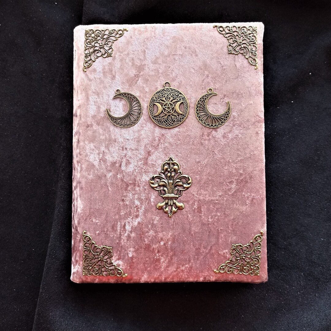 Original ancient spell book Wicca beginner book of shadow Shaman celtic witchy - 笔记本/手帐 - 纸 粉红色