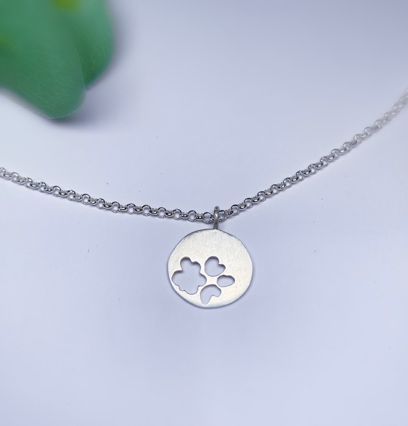 925纯银银坠篓空设计 - 锁骨链 - 纯银 银色