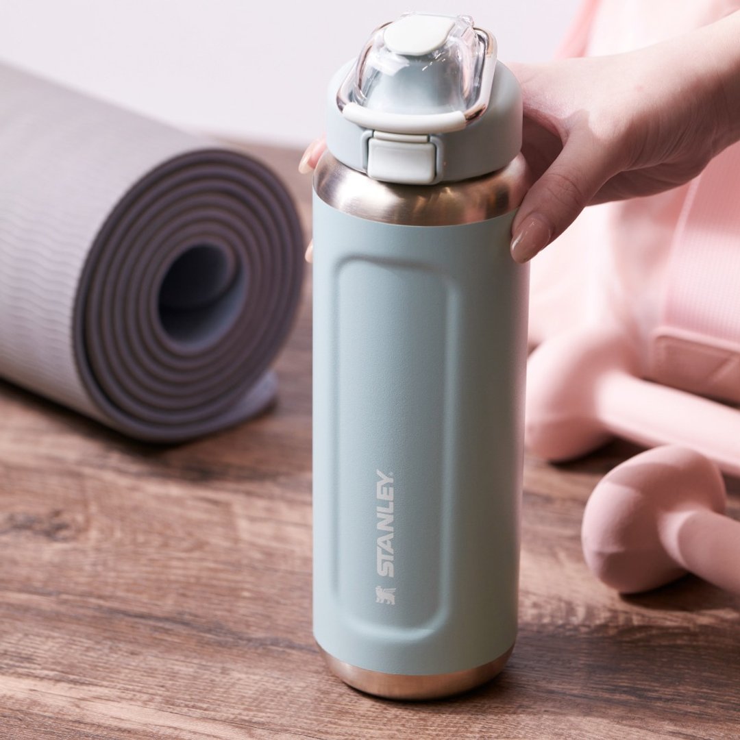 STANLEY 经典系列 弹盖提环水壶 0.7L / 湖水绿 - 水瓶/水壶 - 不锈钢 