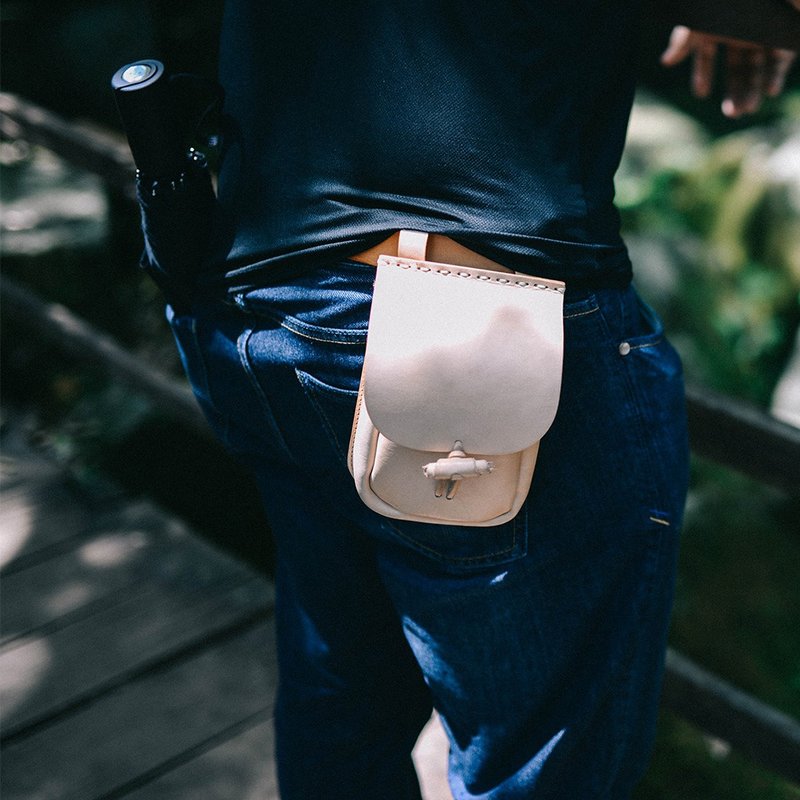 匠线LINE ARTISANAL植鞣牛皮男士腰包 单肩斜挎烟盒小包女手机包 - 侧背包/斜挎包 - 真皮 卡其色