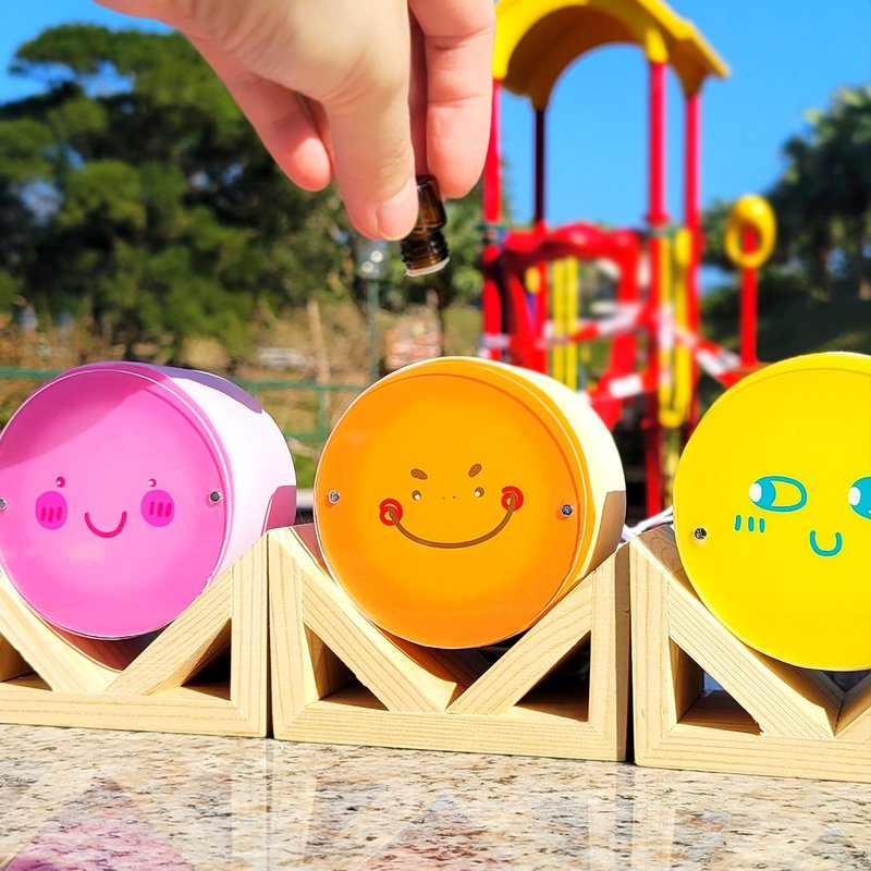 【扩香石灯箱】我想与你分享微笑:) / 香味x疗愈小夜灯 /橙色 - 灯具/灯饰 - 水泥 橘色