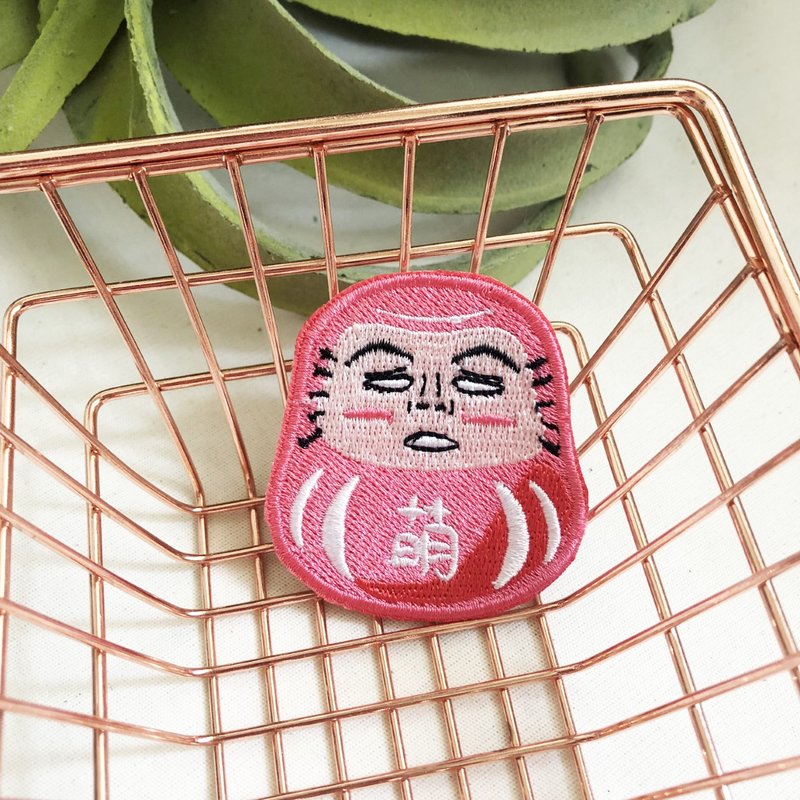 粉红色反白眼 达摩刺绣胸针或绣片一个 - 胸针 - 绣线 多色