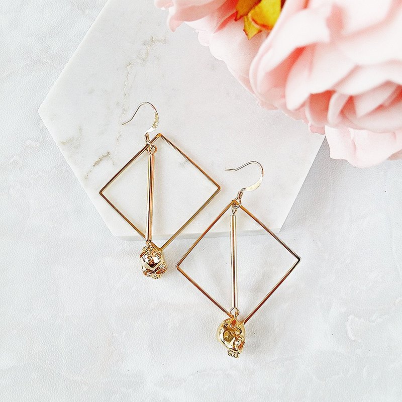 ::极简庞克系列:: 简约庞克骷髅头几何形状个性耳环耳钉 - 耳环/耳夹 - 其他金属 金色