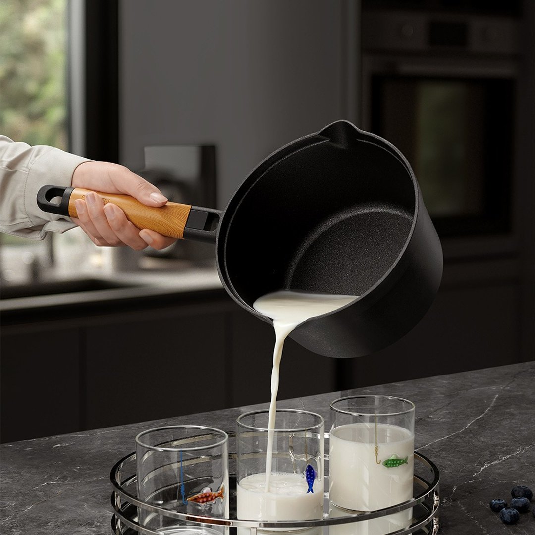 【Taste Plus】悦味元木 钻石级内外不沾锅 小汤锅 牛奶锅 18cm - 锅具/烤盘 - 铝合金 黑色