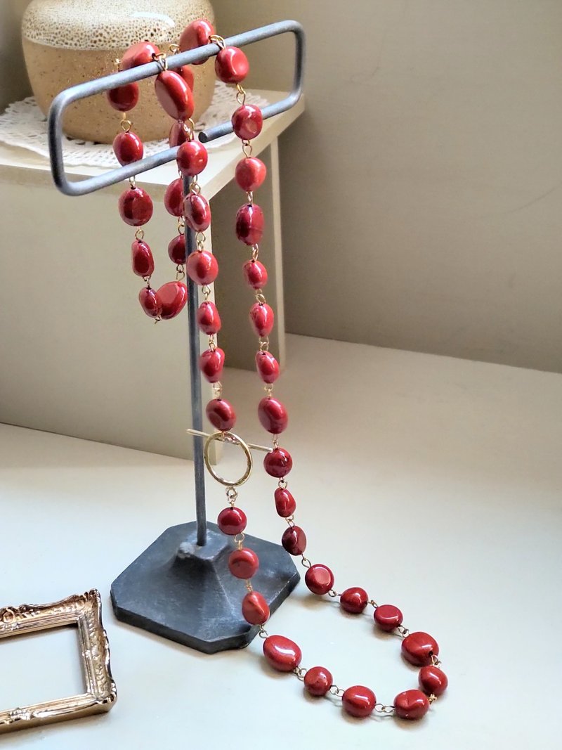 天然石红碧玉与黄铜长项链 - 项链 - 半宝石 红色