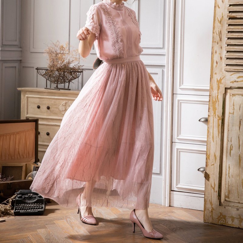质感低调绣亮片基本款纱裙 粉色 - 裙子 - 聚酯纤维 粉红色