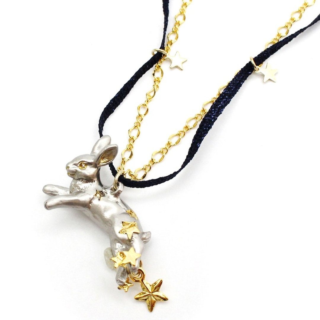 Rabbit in the midnight / midnight rabbit necklace NE 356 - 项链 - 其他金属 银色