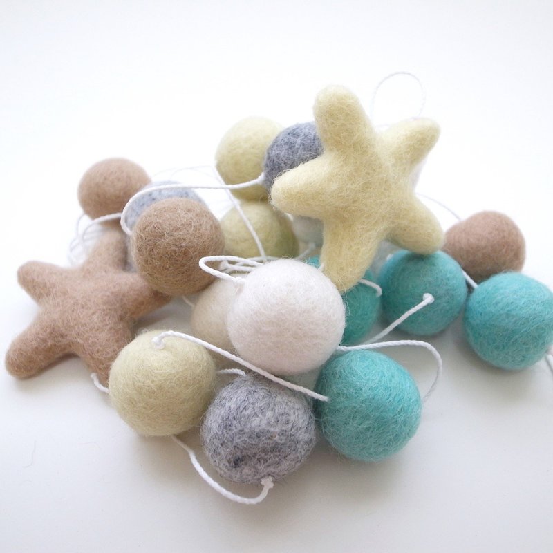 I 羊毛球星星吊饰 I C.婴儿蓝系 I 家居布置、露营 I 羊毛毡球 - 墙贴/壁贴 - 羊毛 蓝色