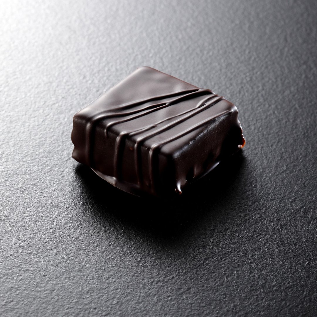 现货烟熏桂圆-chocolat R 职人桂圆手工巧克力(4颗入/盒) - 巧克力 - 新鲜食材 