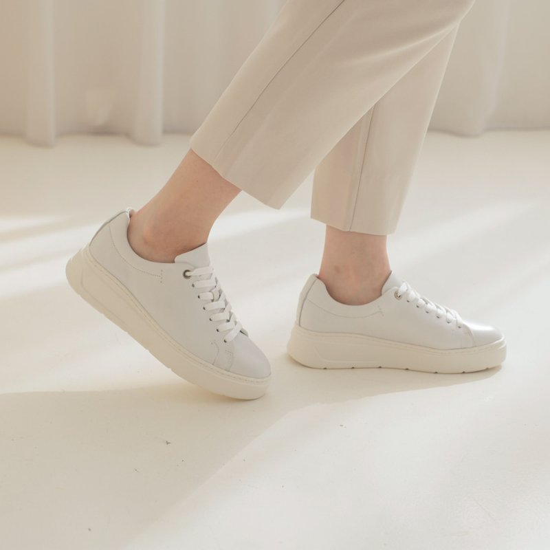 全真皮绑带小白鞋 牛皮厚底鞋 小只女增高鞋 - 女款休闲鞋 - 真皮 