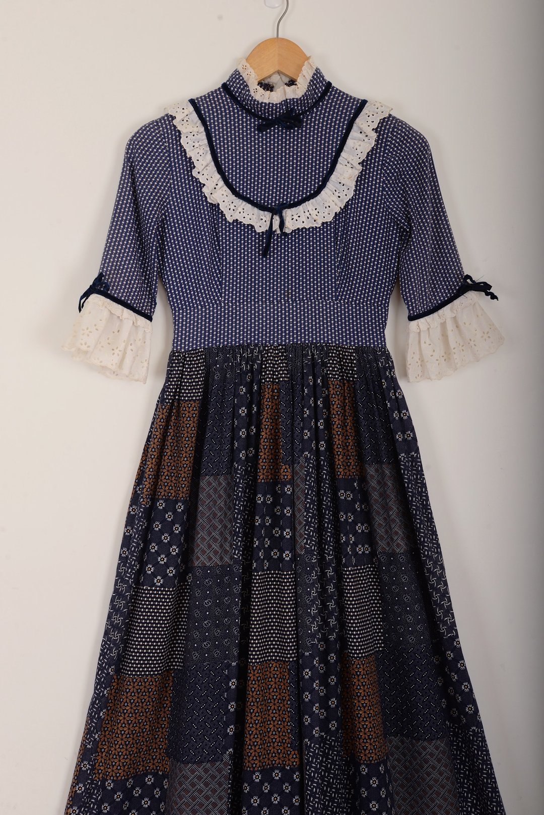 乡村田园prairie county dress拼布图案拼接蕾丝棉布裙 - 洋装/连衣裙 - 棉 