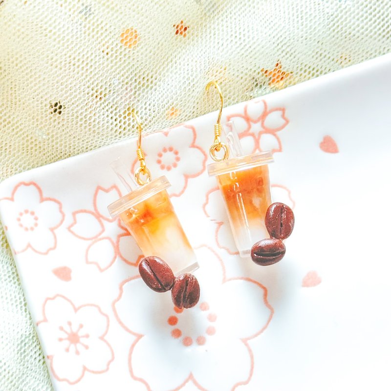 【美式】咖啡耳环 | 食物饰物 | 微缩饰物 - 耳环/耳夹 - 树脂 