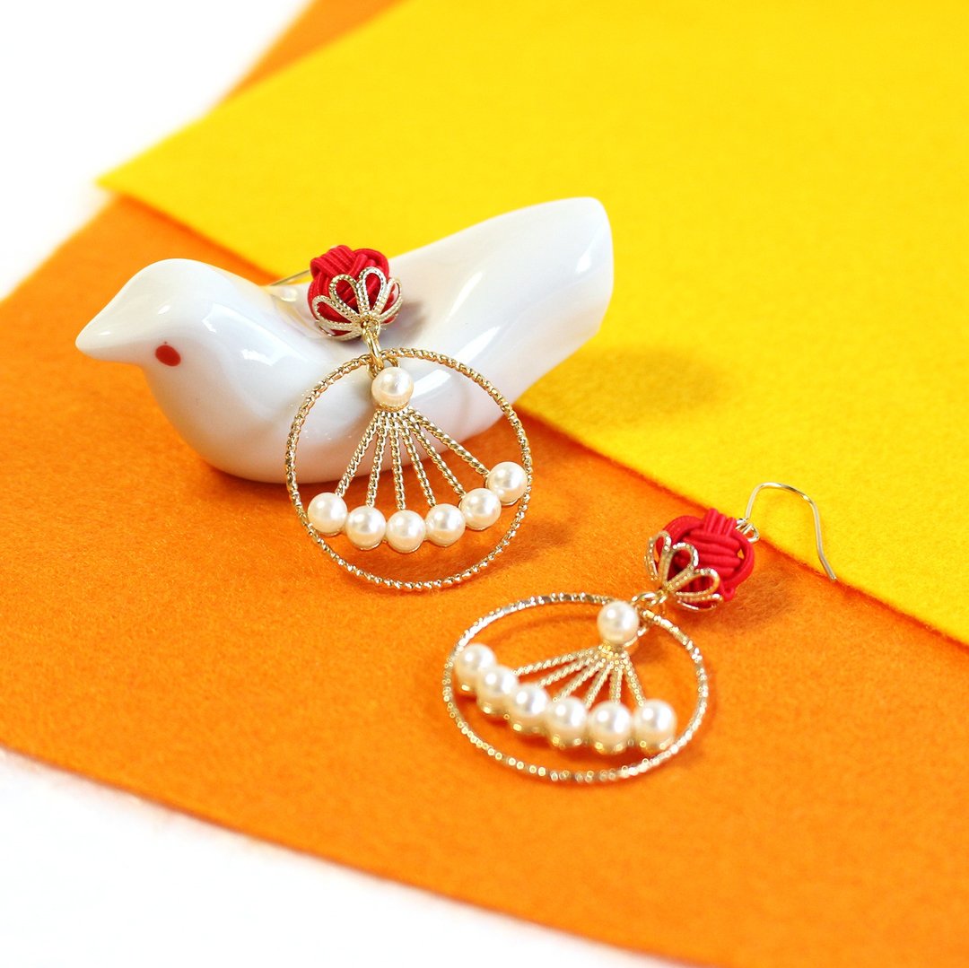 japanese style ear clip / mizuhiki / japan / accessory /  knot / red - 耳环/耳夹 - 丝．绢 红色