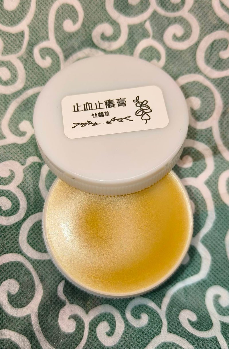 草本的力量-仙鹤草浸泡油蜡 - 蜡烛/烛台 - 植物．花 白色