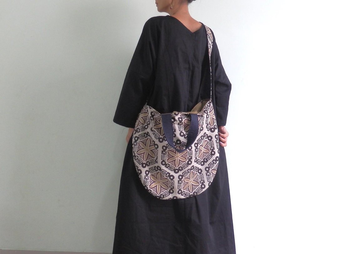 3way round bag made from pattern / Brown - 侧背包/斜挎包 - 棉 咖啡色