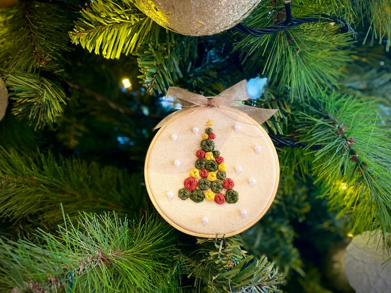 玫瑰圣诞树刺绣 - 摆饰 - 棉．麻 多色