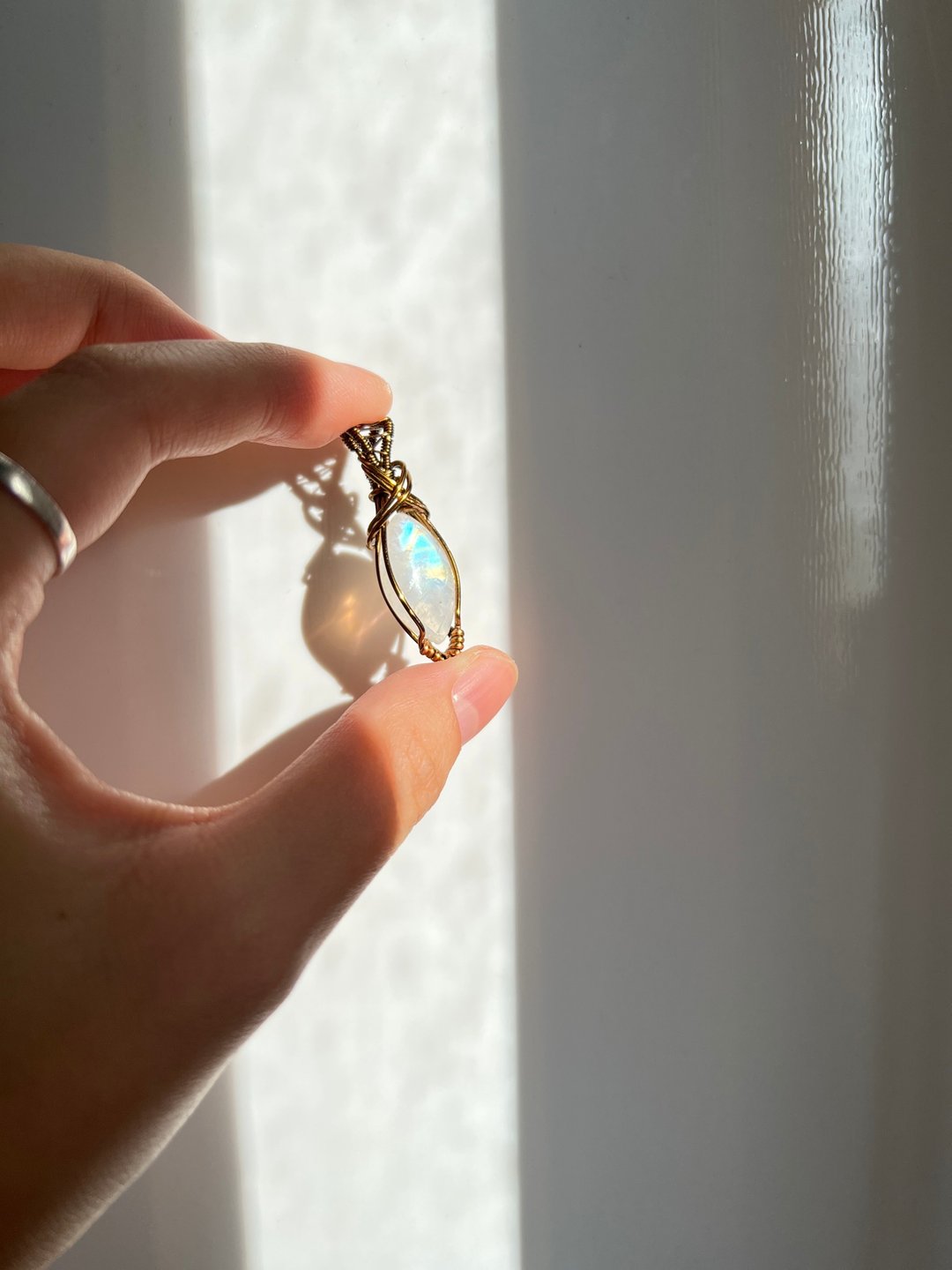 月光石项链 金属编织 水晶原矿 手作设计 - 项链 - 宝石 