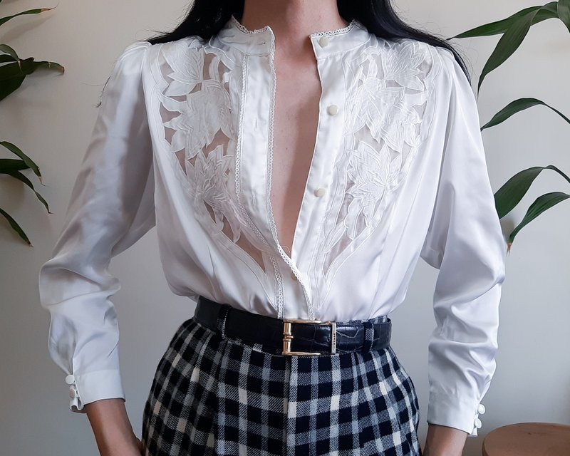 复古白色镂空泡泡袖高领涤纶真丝纽扣衬衫 - 女装上衣 - 聚酯纤维 白色