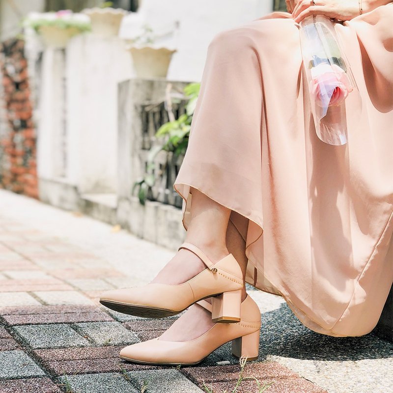 点点玛莉 尖头复古玛莉珍鞋 - 高跟鞋 - 真皮 多色