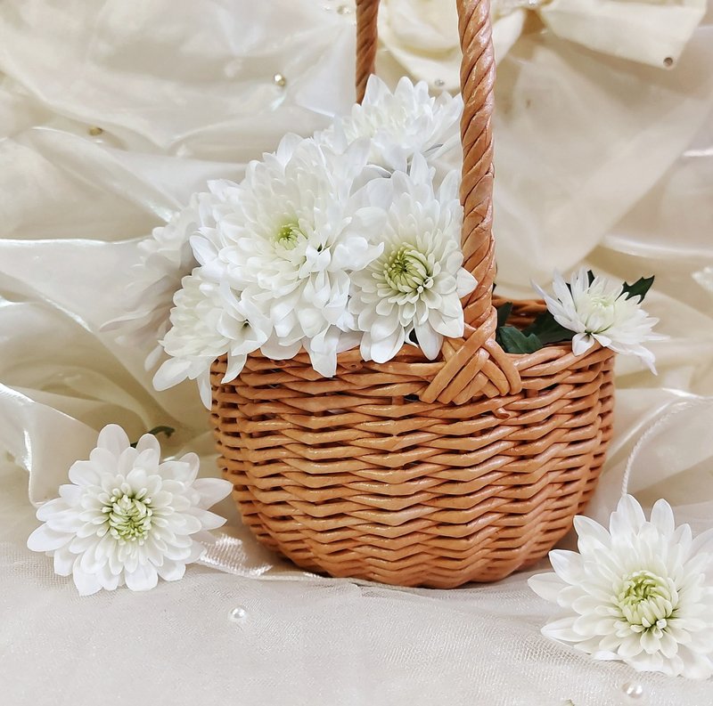 Wicker Flower Basket with Handle Wedding Basket Easter Basket - 收纳用品 - 环保材料 