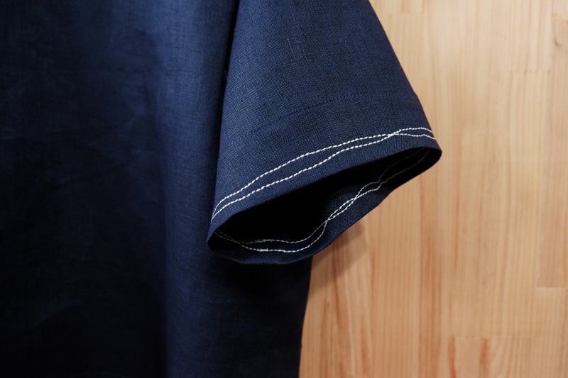 圆领落肩上衣/ 思绪。深蓝 - 女装上衣 - 棉．麻 蓝色