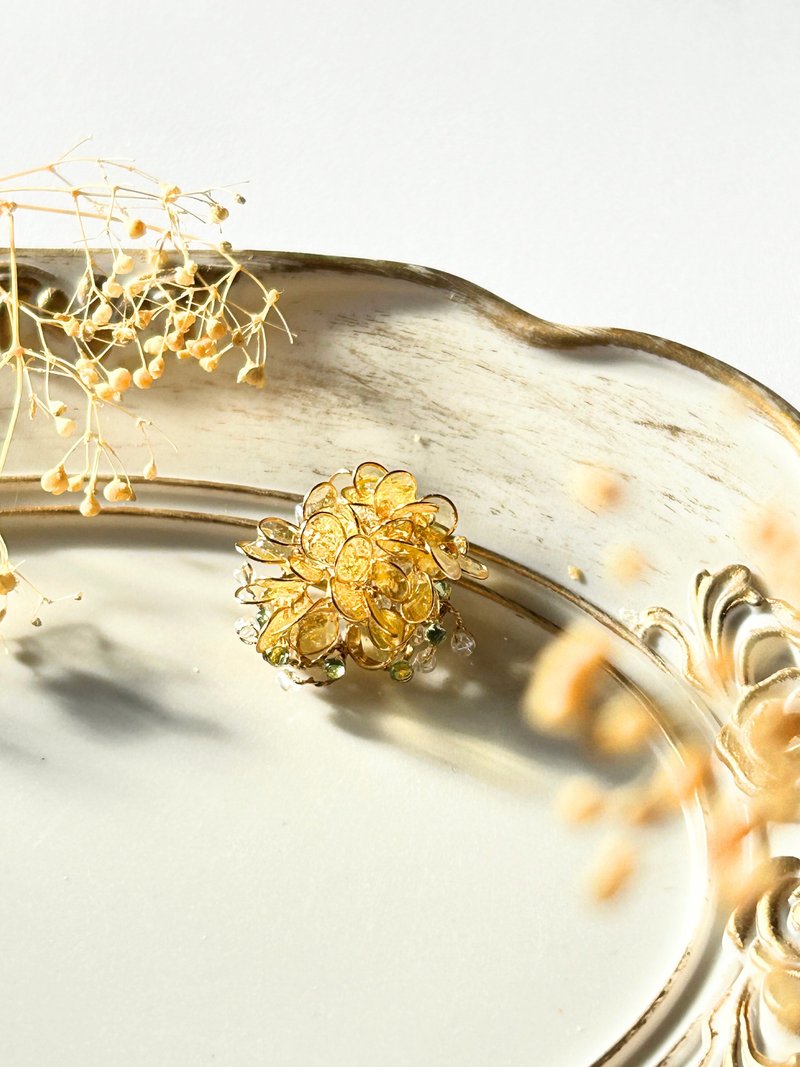 小巧含羞草发束饰扣 - 发饰 - 塑料 黄色