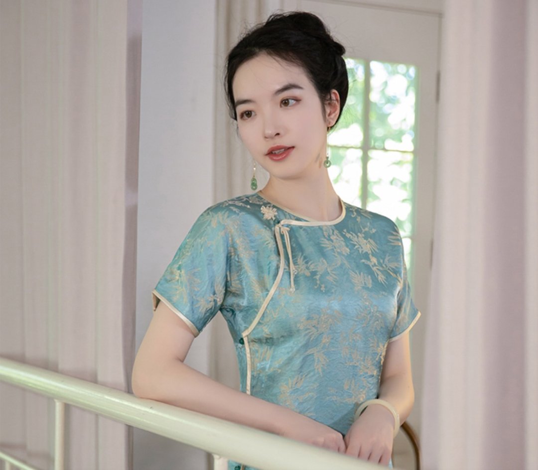 玉倾寒 新中式复古 平裁古法旗袍 - 旗袍 - 其他材质 蓝色