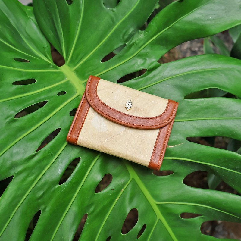 米色树叶皮革零钱包 (Lily) 口金包 米色 - 零钱包 - 植物．花 卡其色